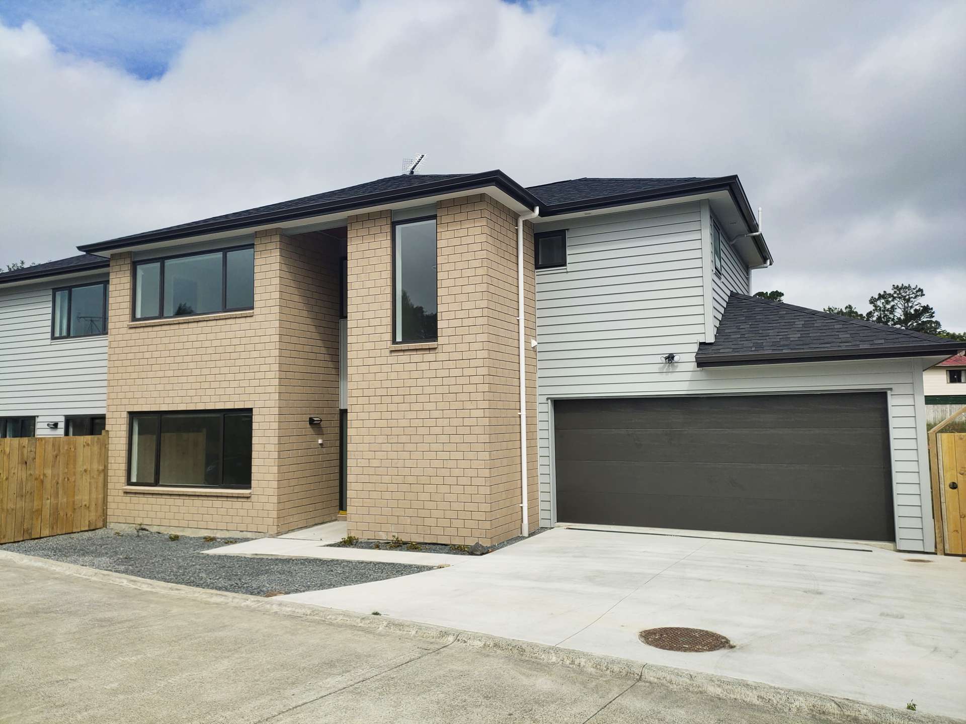 2 Han Court Glen Eden_0