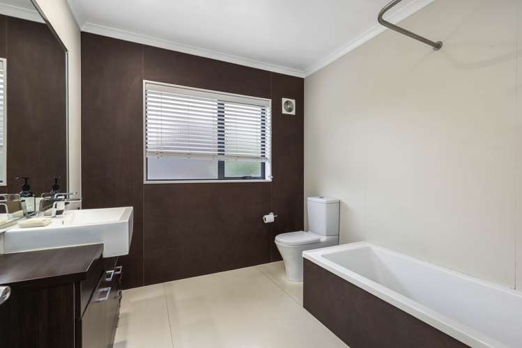 4 Helmsdale Court Huntington_9