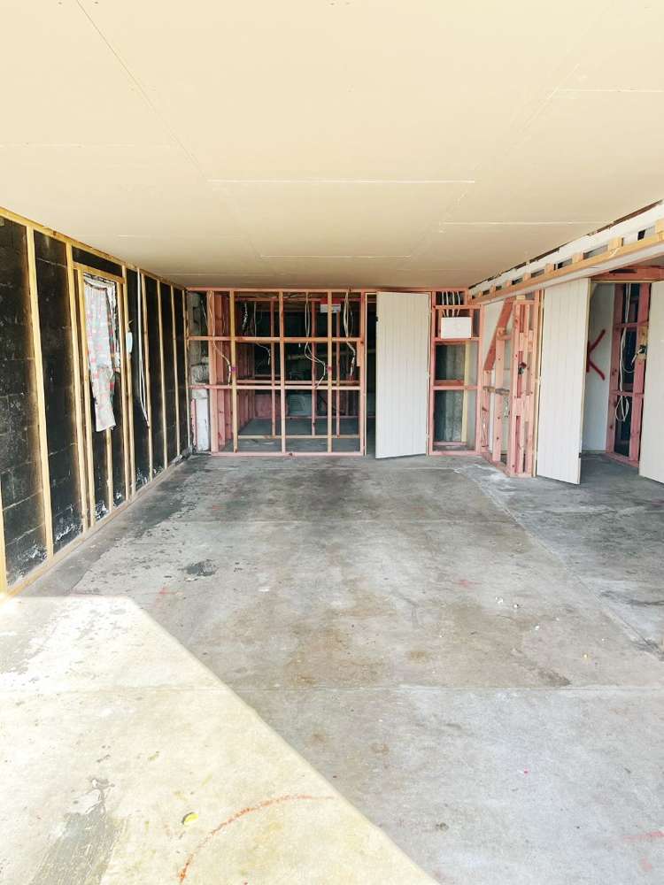 42 Tiroroa Avenue Te Atatu South_12