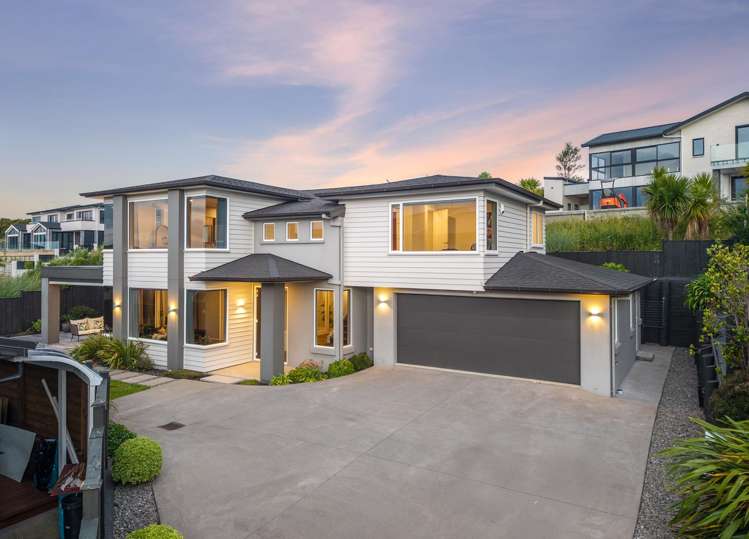 62 Armstrong Farm Drive East Tamaki Heights_40