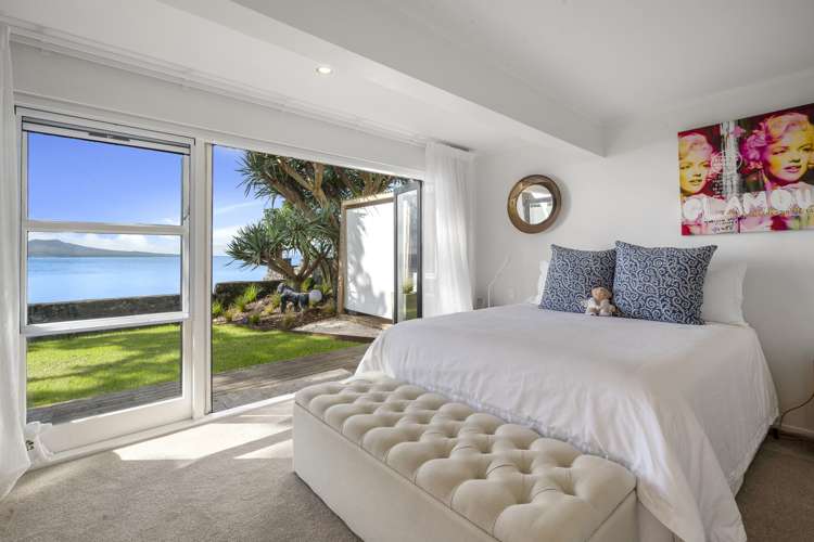 2/259 Hurstmere Road Takapuna_18