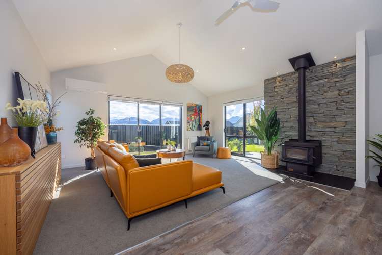 29 Little Alpha Loop Wanaka_7