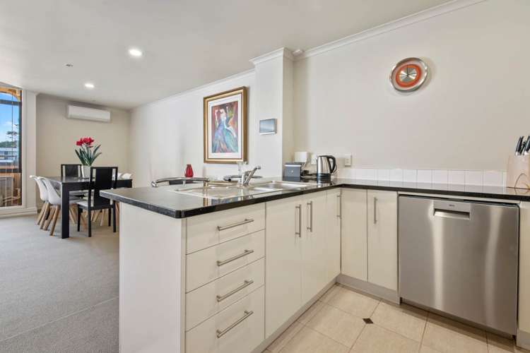 3J/9 Bute Road Browns Bay_8