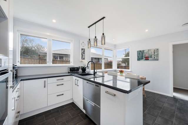 6 Jay Street Paparangi_4