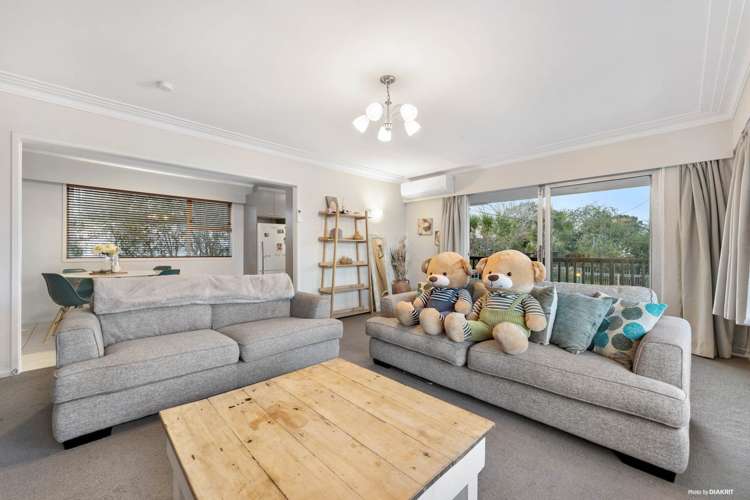 1 Cyclarama Crescent Massey_7