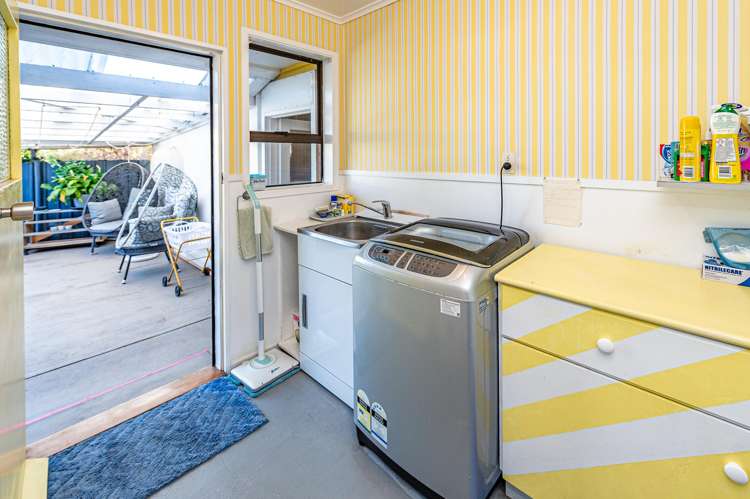 7 Exeter Crescent Springvale_19