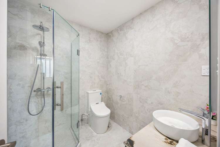 12 Kingsview Road Mt Eden_22
