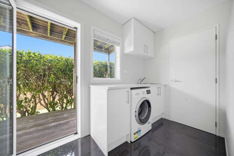 2/20 Tui Glen Road Birkenhead_10