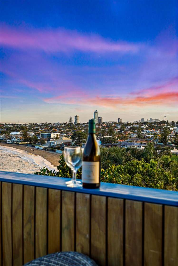 3/23 Beach Road Castor Bay_3