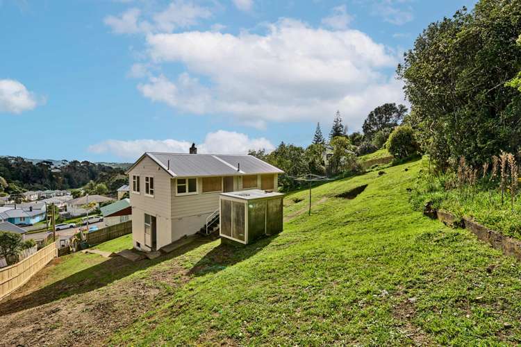 35 Durham Street Cannons Creek_11