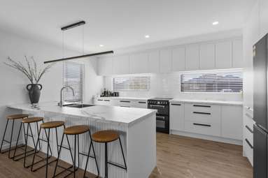 3 Bob Reid Crescent_2
