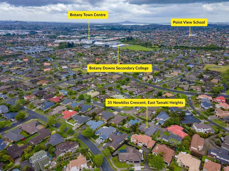 35 Newbliss Crescent East Tamaki Heights_24