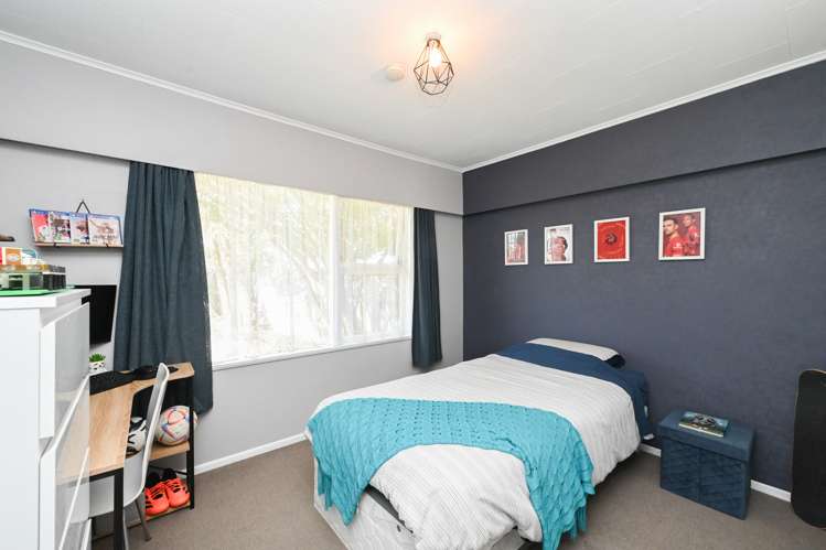 17 Henley Crescent Pirimai_17