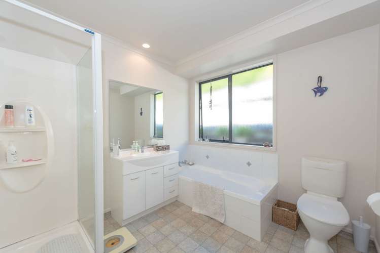 17 Arlington Court Rototuna North_11