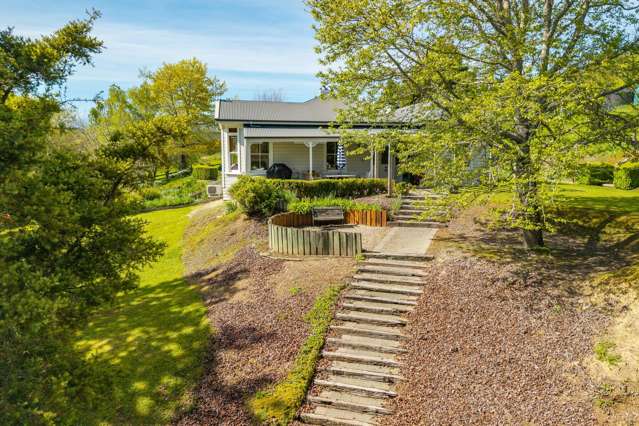 121 Pretty Bridge Valley Road Wakefield_3