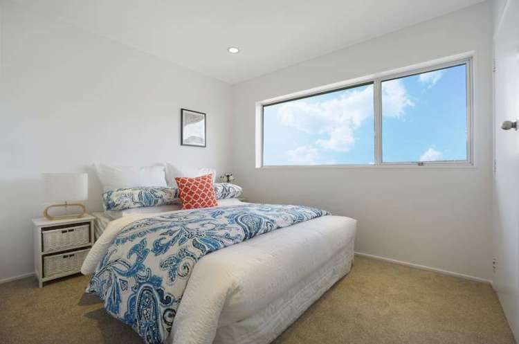 1/75a Bruce Road Glenfield_9