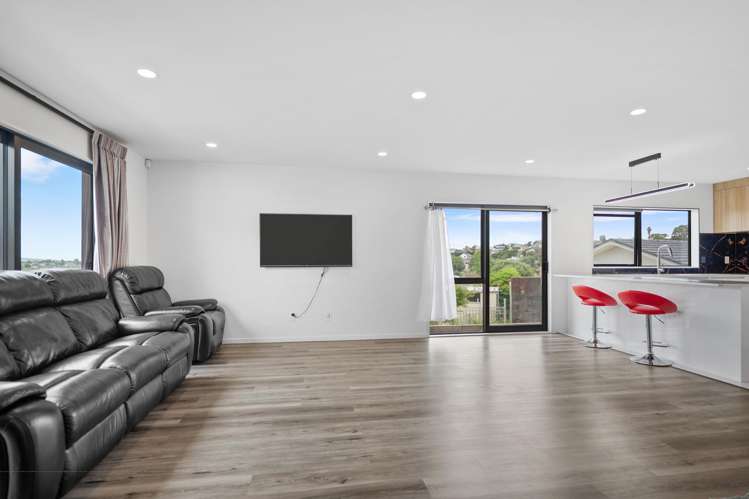 25A Athena Drive Totara Vale_6