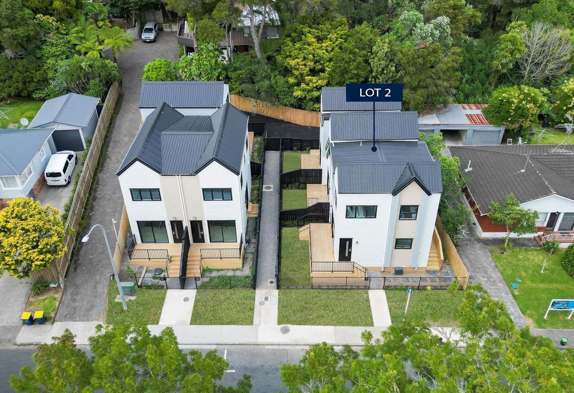 2/3 Takapu Street Henderson_0