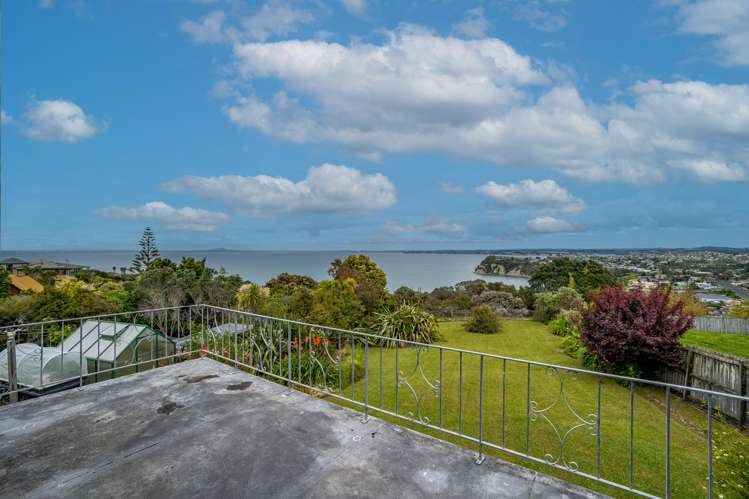 31 Roberts Road Matakatia_4