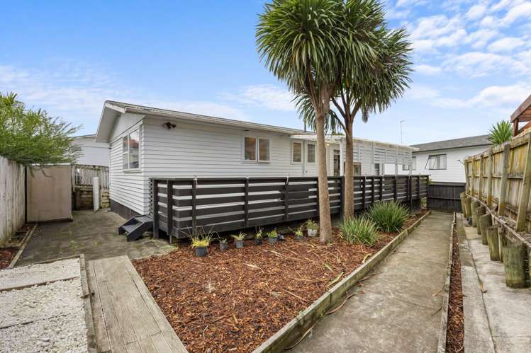 27B Keegan Drive Massey_18