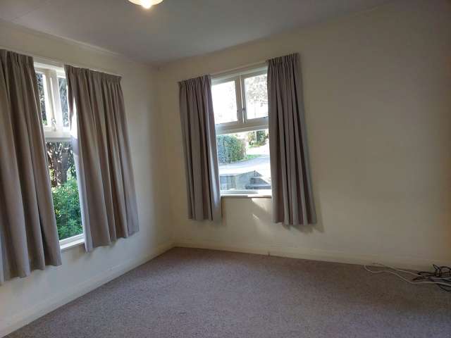 35B Bassett Road Johnsonville_1