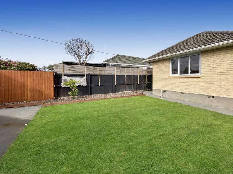 18 Awatea Road Hornby_17