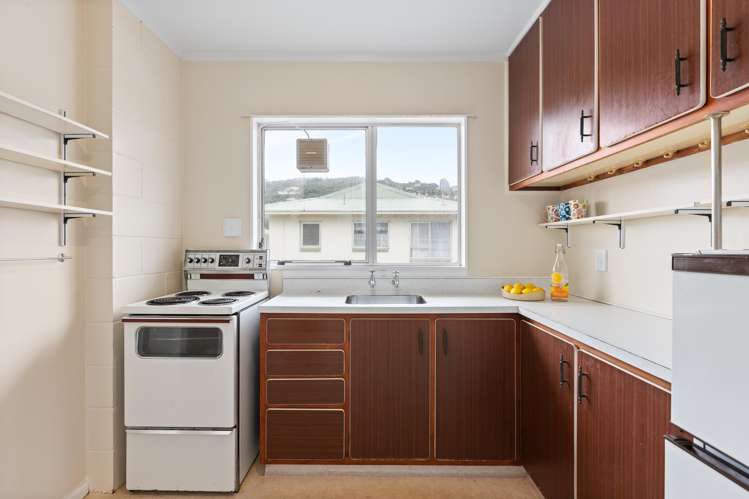 3/154 Onepu Road Lyall Bay_3