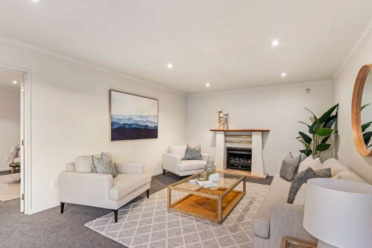 492 Beach Road Murrays Bay_8