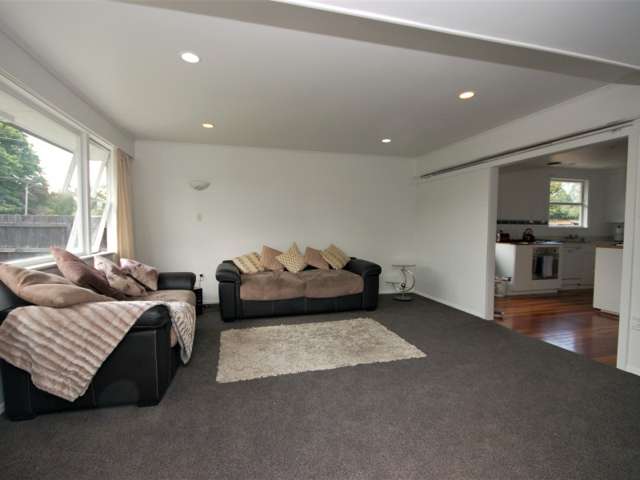 2/27 Wheretia Street Taupo_3