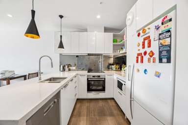 214/27 Enfield Street_4