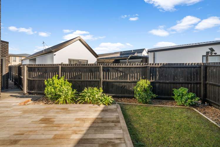 17 Eminence Drive Northwood_11