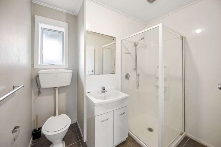 2/1058 Great North Road Pt Chevalier_8