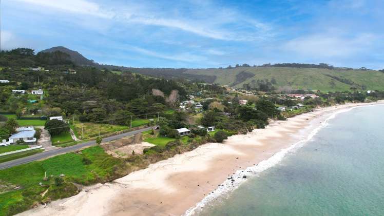 219 Hokianga Harbour Drive Omapere_9