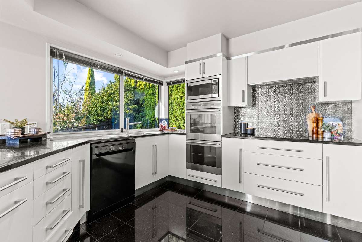 16 Highcrest Heights_2