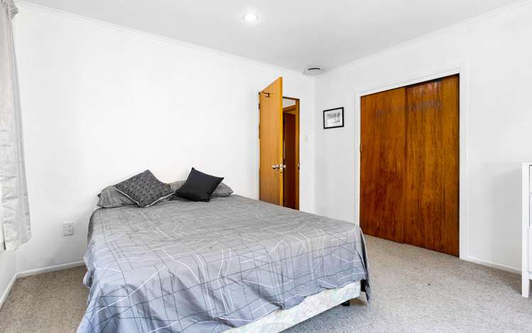 118 Laingholm Drive Laingholm_11