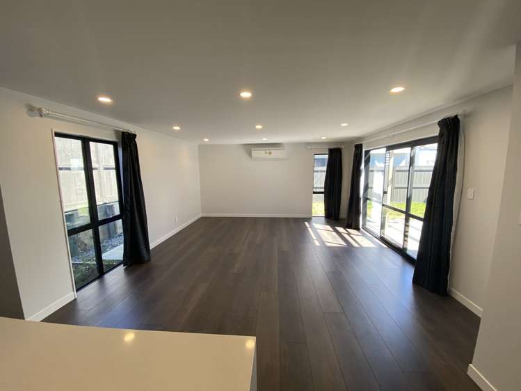 1 Henry Lloyd Place Silverdale_8