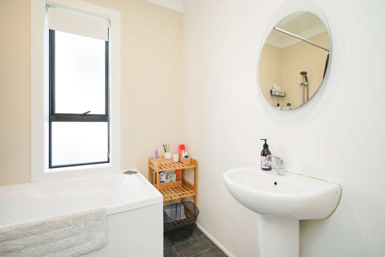 123 Bamborough Street Richmond_17