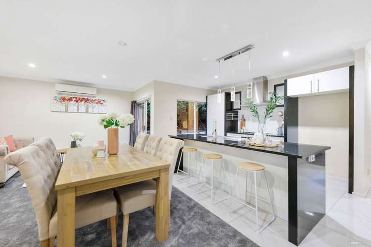 1 Stamford Crescent Flat Bush_1