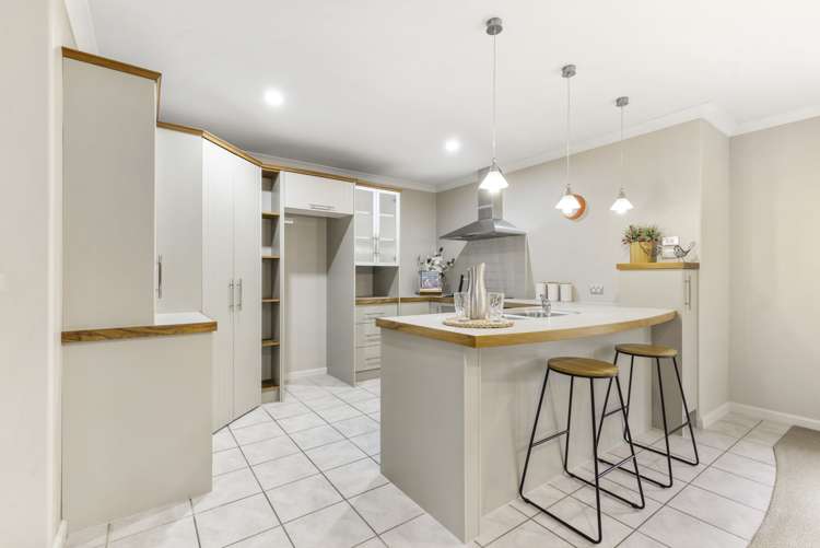 24 Edenpark Drive Rototuna North_8