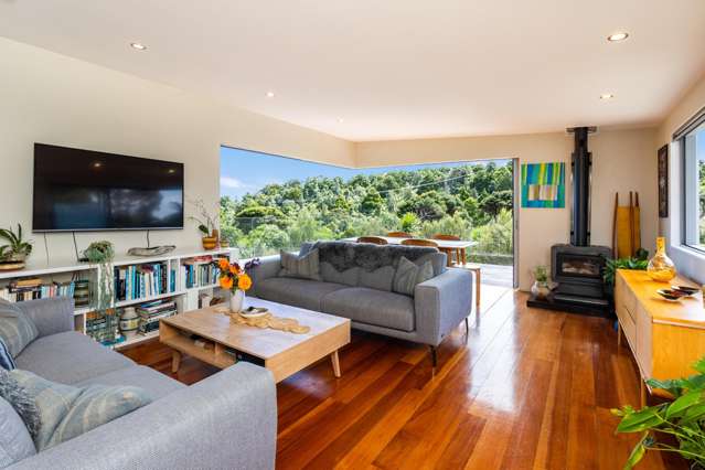 296 Piha Road Piha_2
