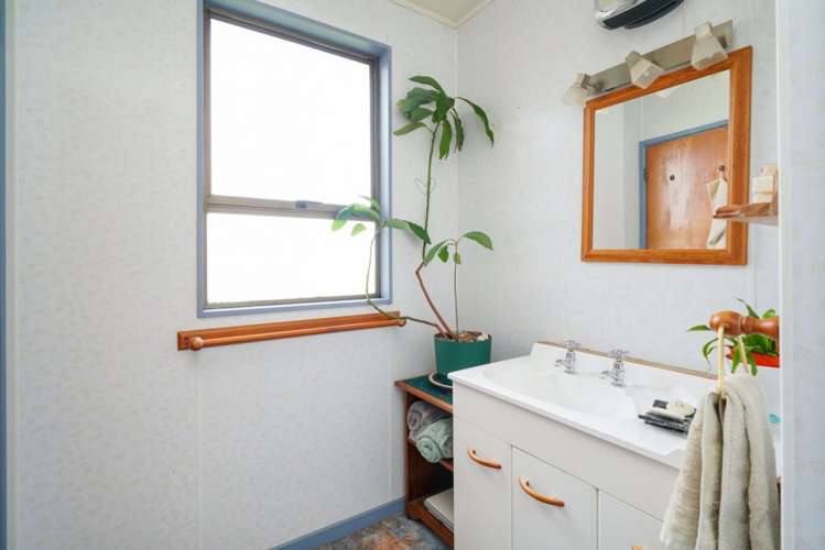 120 Maher Street Tisbury_11