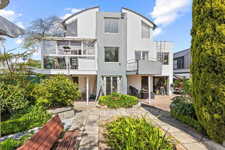 227 Peterborough Street City Centre_1