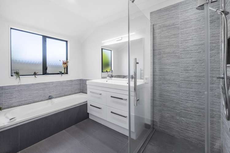 56 Balmoral Drive Hilltop_12