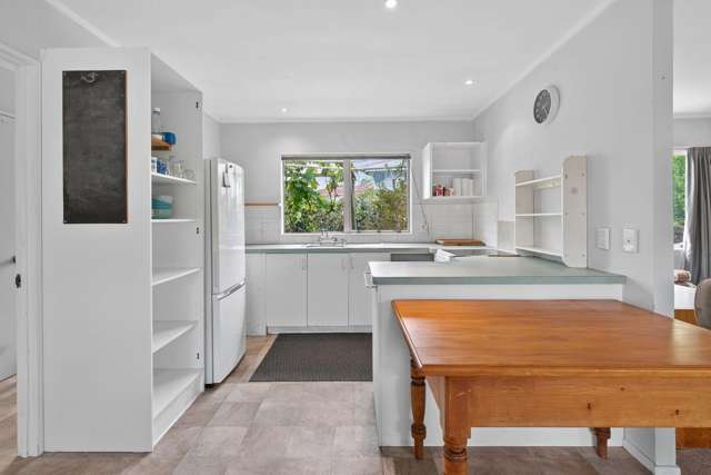 20 Russell Avenue Te Aroha_2