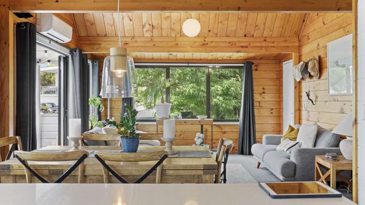 4 Siesta Terrace Gulf Harbour_35