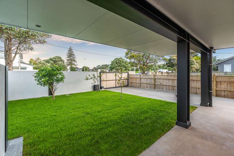 3a William Bayes Place Red Beach_12