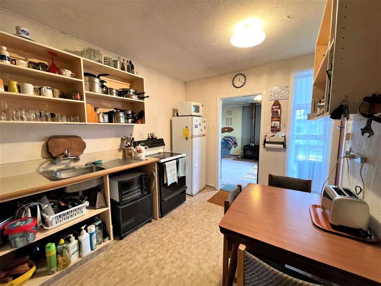 7 Burns Street Owaka_6