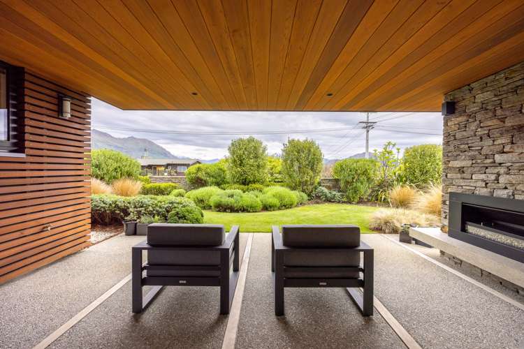 55 Dungarvon Street Wanaka_31