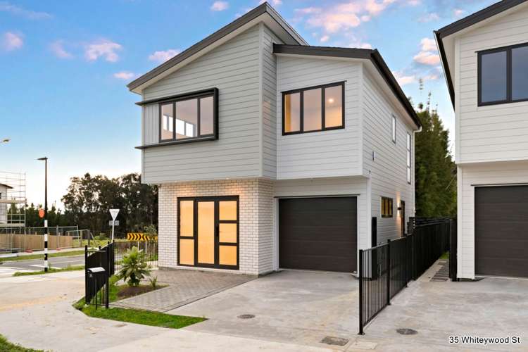 13, 17, 19 Whiteywood Street Westgate_31