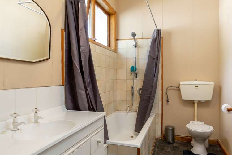 32 Eltham Road Blenheim Central_12